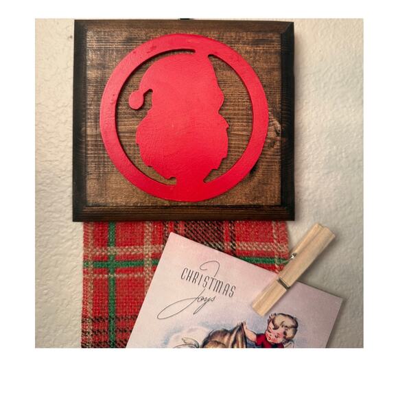 Holiday Christmas Card Holder Red Santa Wooden Topper Plaid Burlap Ribbon - Picture 4 of 4